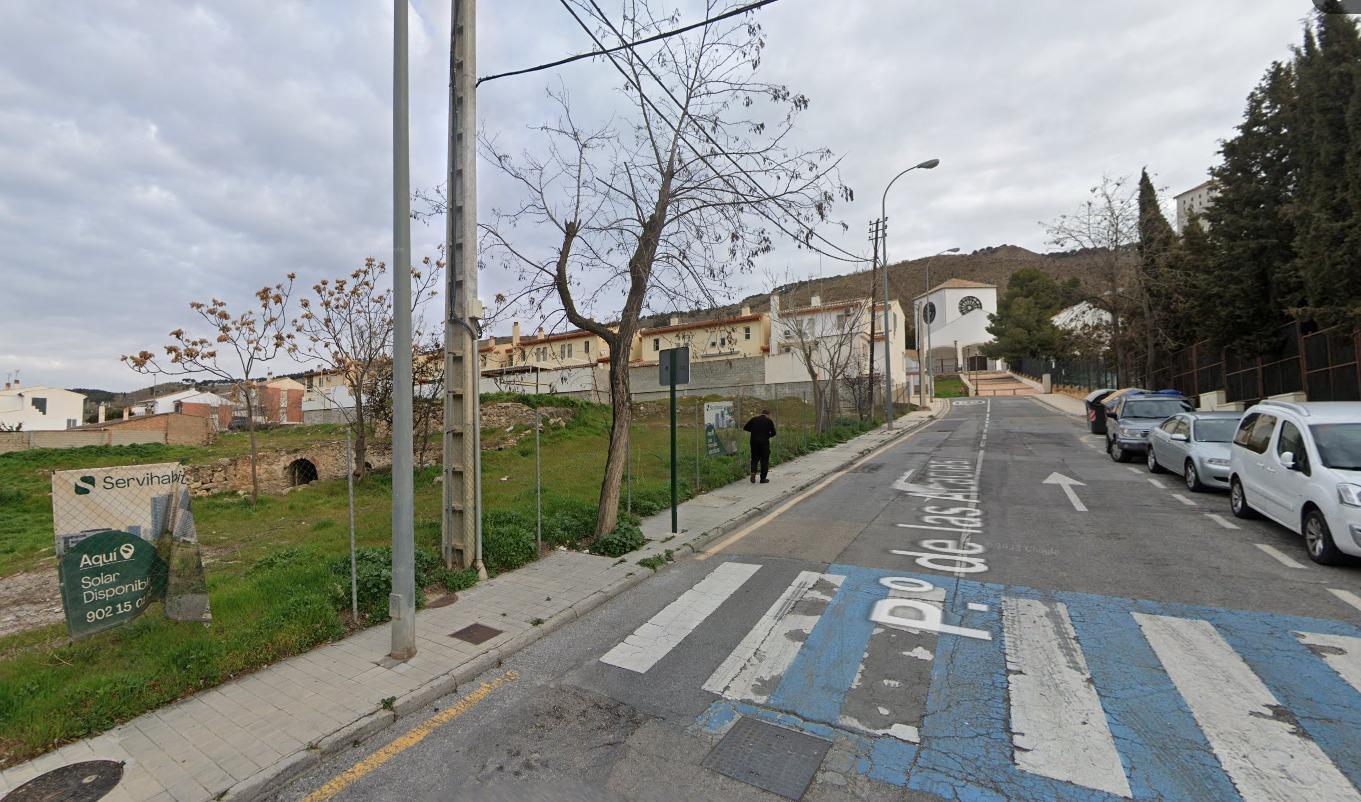 Calle las Acacias, 1, Granada, Granada for sale Primary Photo- Image 1 of 6