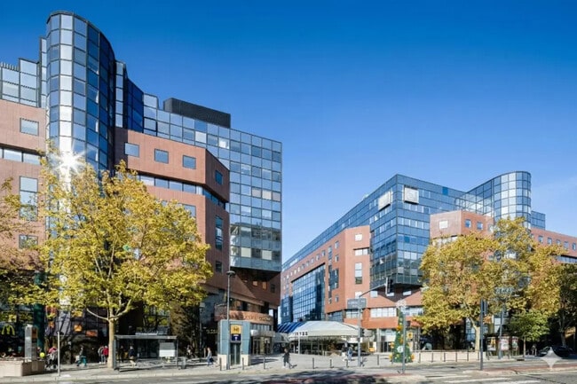 Location Bureaux 1 033 m²