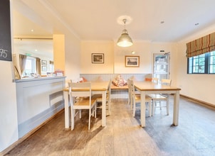 Moor Rd, Langham to rent Interior Photo- Image 2 of 11