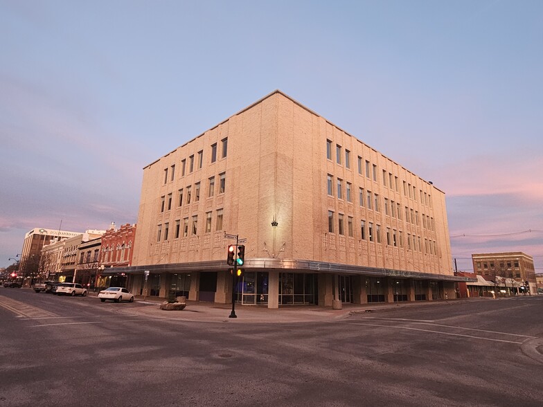 321 Central Ave, Great Falls, MT for rent - Building Photo - Image 2 of 119