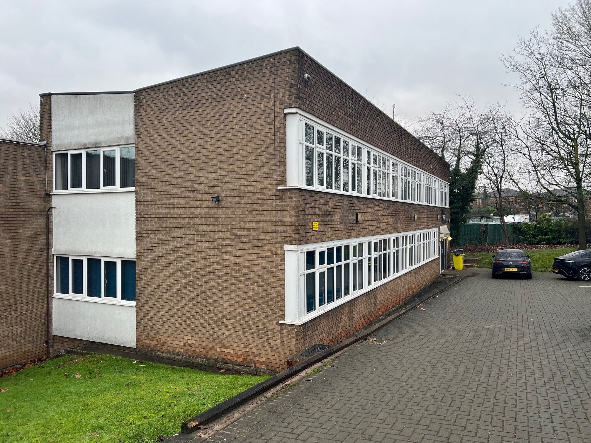 41 Lower Farm Rd, Northampton to rent Building Photo- Image 1 of 6