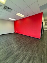 3301 Menaul Blvd NE, Albuquerque, NM to rent Building Photo- Image 2 of 3