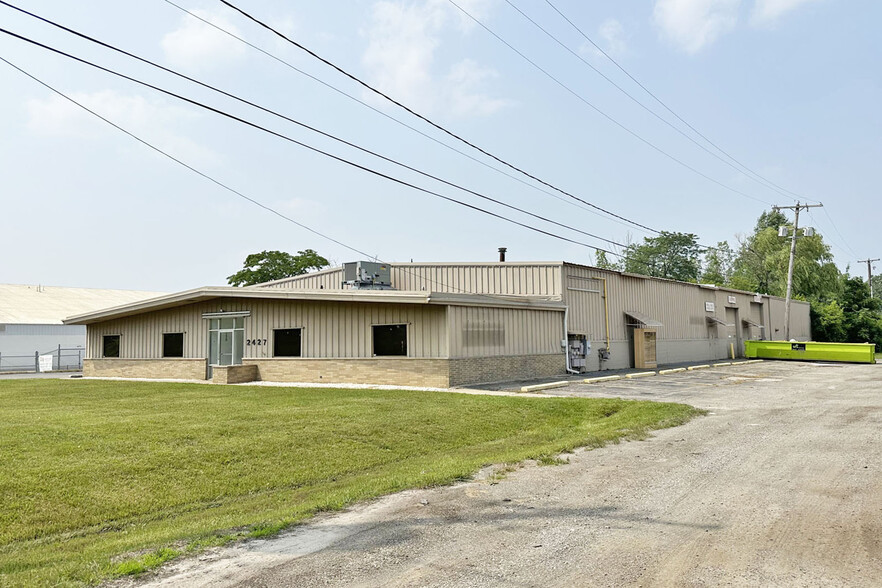 2427 E Judd Rd, Burton, MI for sale - Building Photo - Image 1 of 1