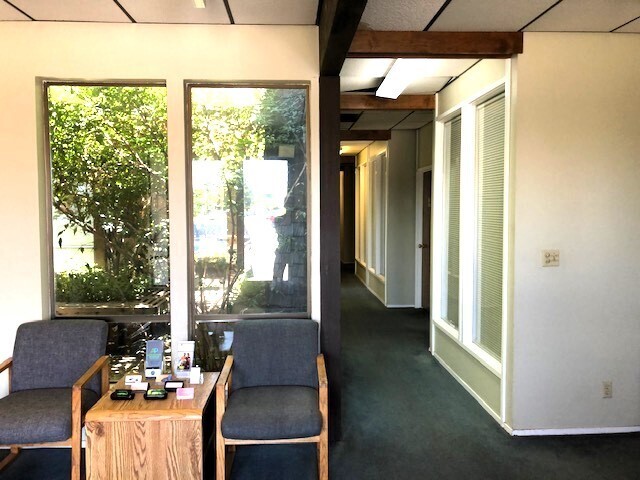 20200-20210 Redwood Rd, Castro Valley, CA for rent - Building Photo - Image 3 of 5