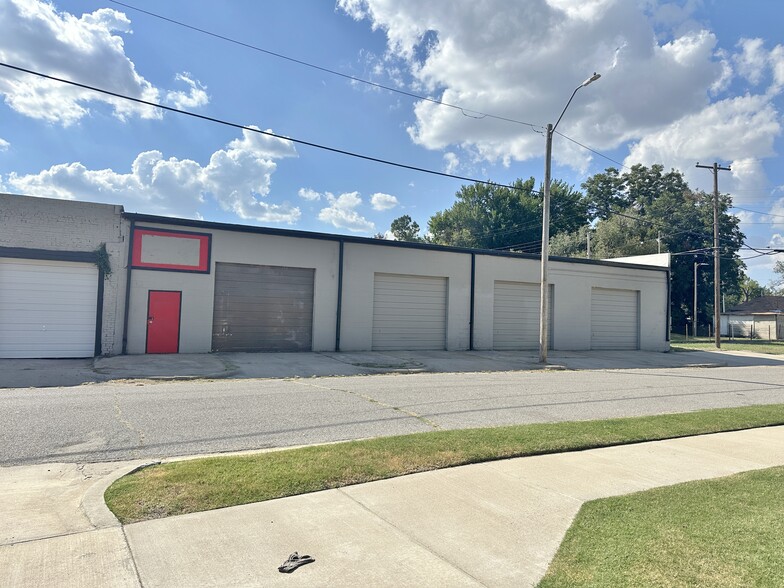 2010-2021 Exchange Ave, Oklahoma City, OK for rent - Building Photo - Image 1 of 1