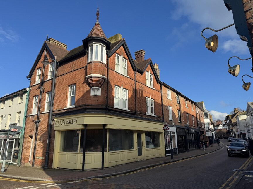 27-28 High St, Tring for sale Building Photo- Image 1 of 1
