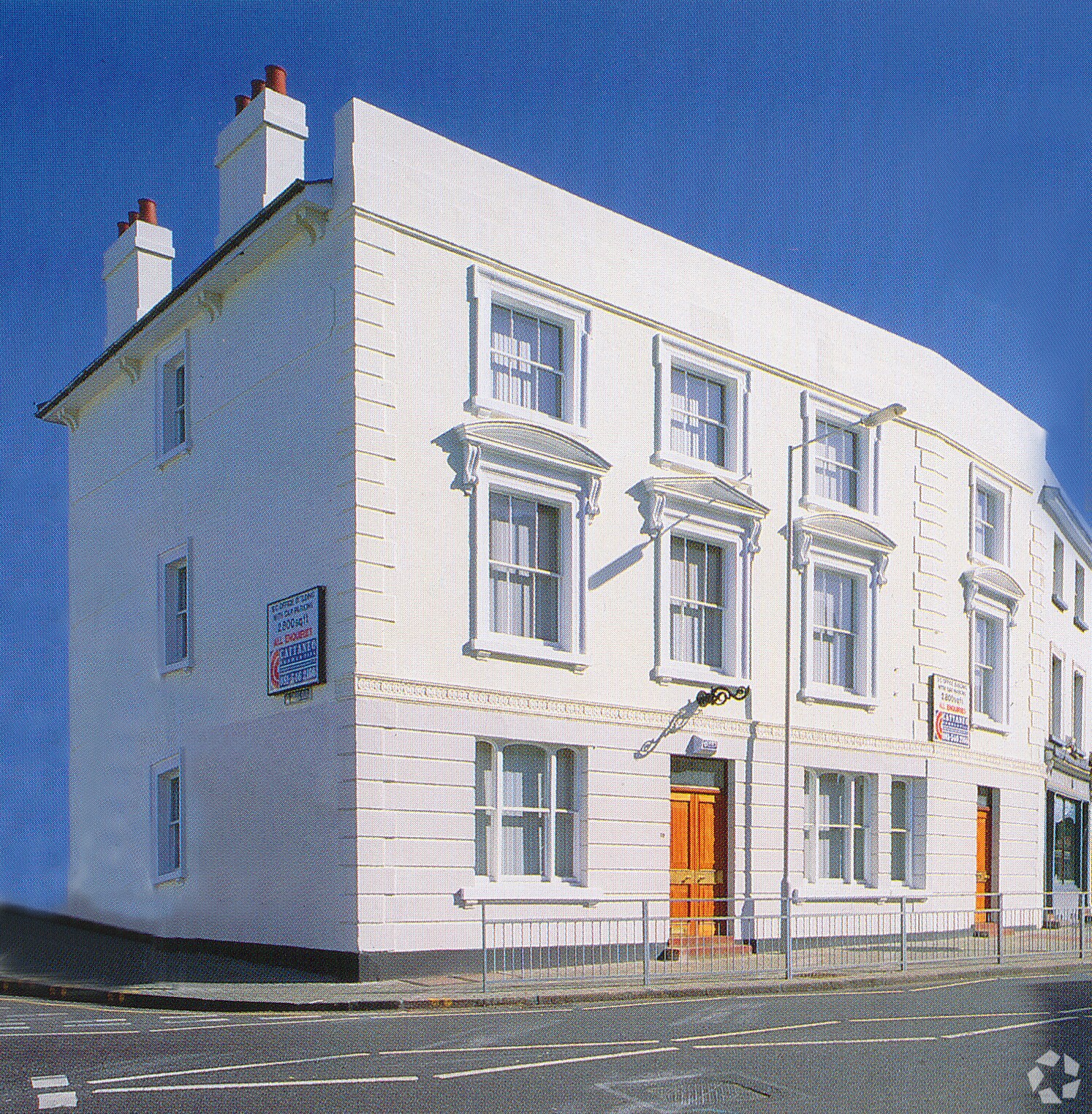 39 Surbiton Rd, Kingston Upon Thames for sale Primary Photo- Image 1 of 1