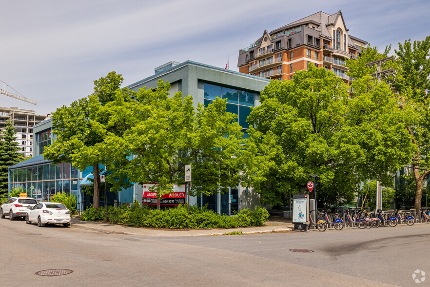 5455 Rue Chauveau, Montréal, QC for rent - Building Photo - Image 3 of 12