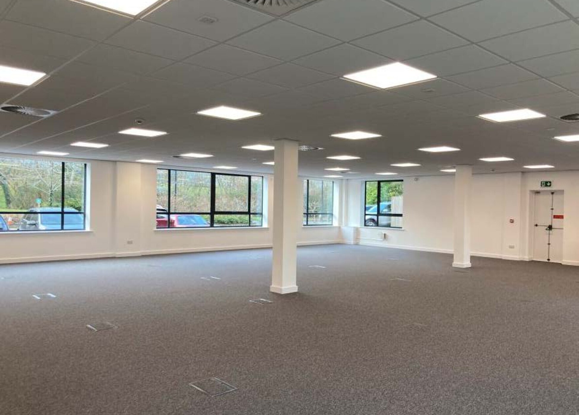 Emperor Way, Exeter to rent Interior Photo- Image 1 of 3