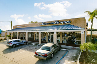 2201 E Fowler Ave, Tampa, FL for rent Building Photo- Image 1 of 7