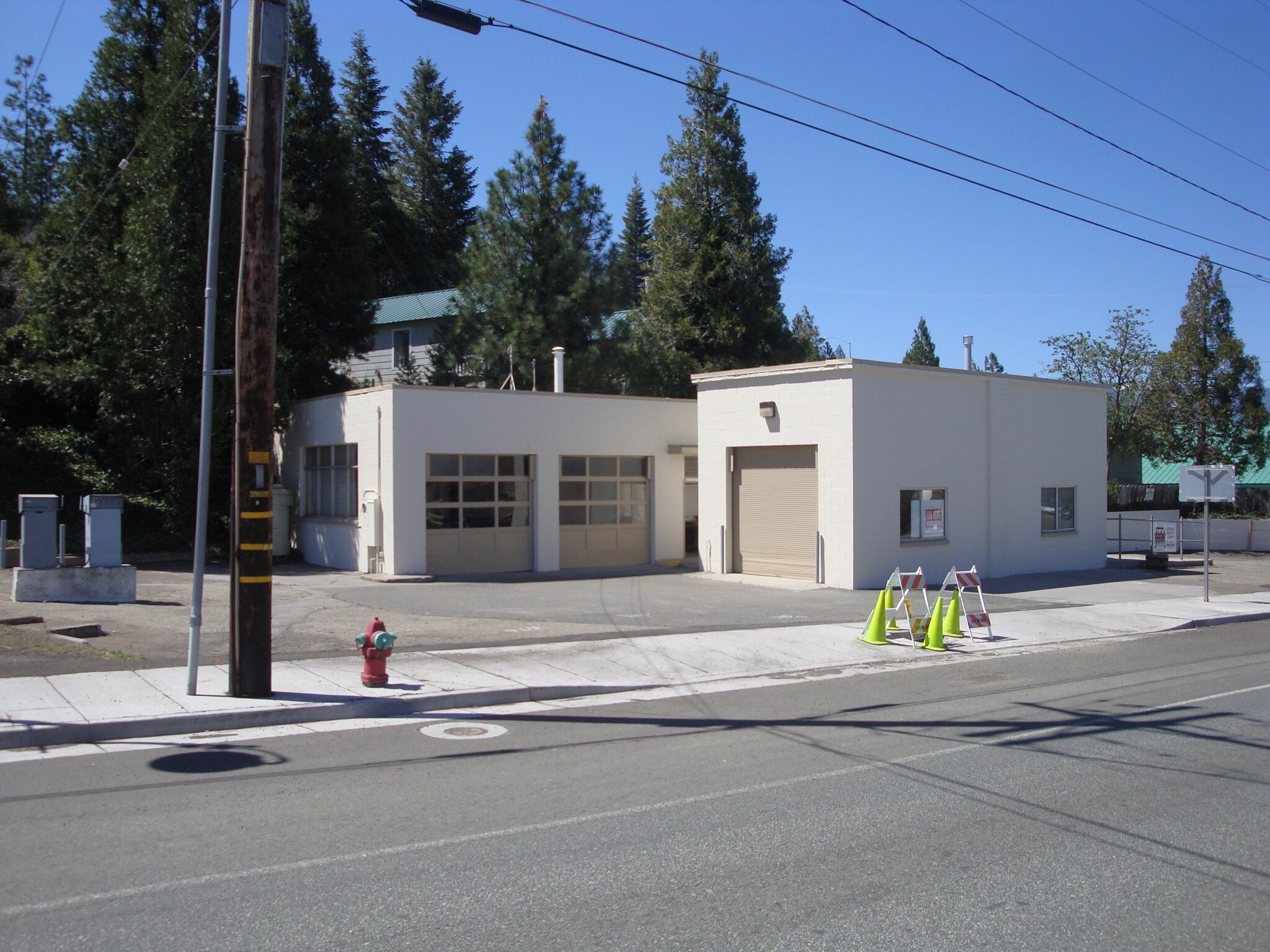 60 N Weed Blvd, Weed, CA for sale Primary Photo- Image 1 of 1