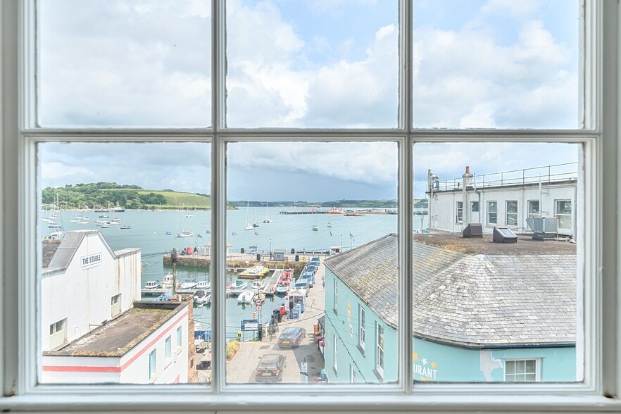 48 Arwenack St, Falmouth for sale - Building Photo - Image 3 of 5