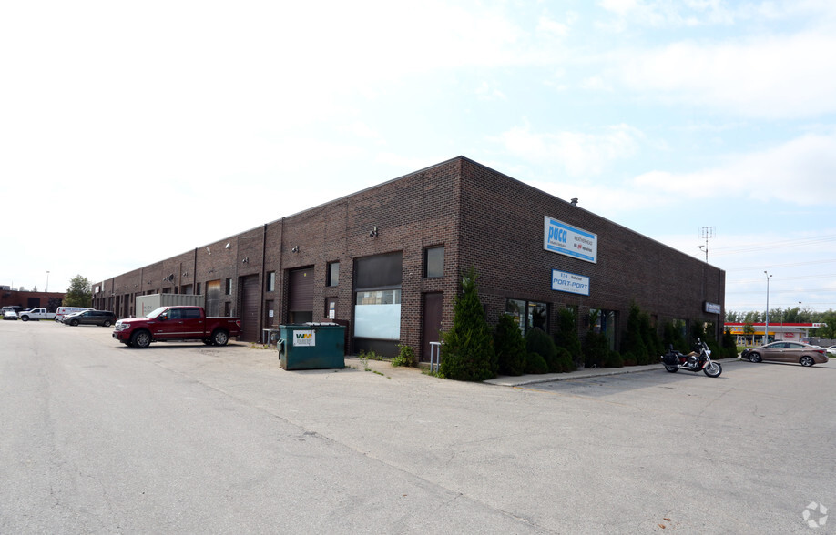 450 Woodlawn Rd W, Guelph, ON for rent - Building Photo - Image 2 of 3