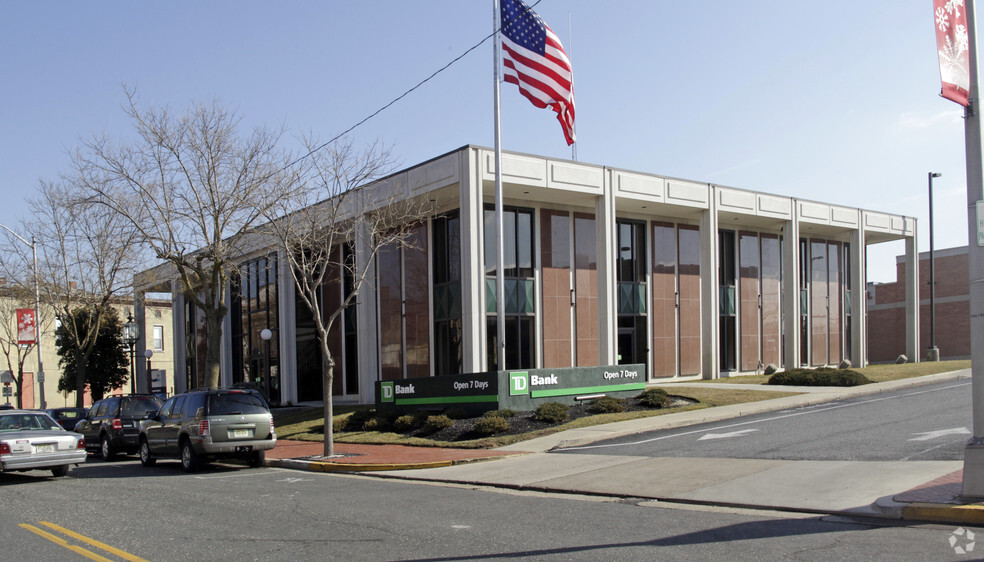 53 S Laurel St, Bridgeton, NJ for sale - Primary Photo - Image 1 of 1