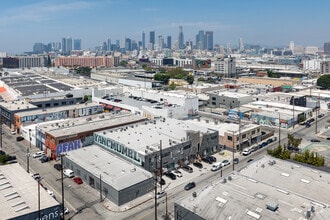 915 Mateo St, Los Angeles, CA - AERIAL map view
