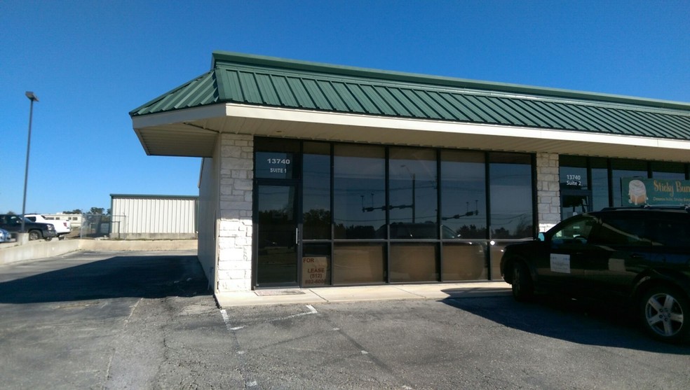 13740 W State Highway 29, Liberty Hill, TX for sale - Building Photo - Image 1 of 1