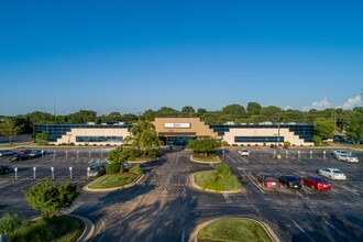 1720 E Primrose St, Springfield, MO for rent Building Photo- Image 1 of 10