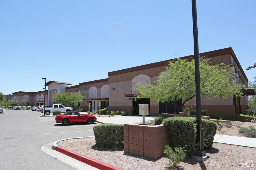 1529 S Clearview Ave, Mesa, AZ for rent - Building Photo - Image 3 of 6