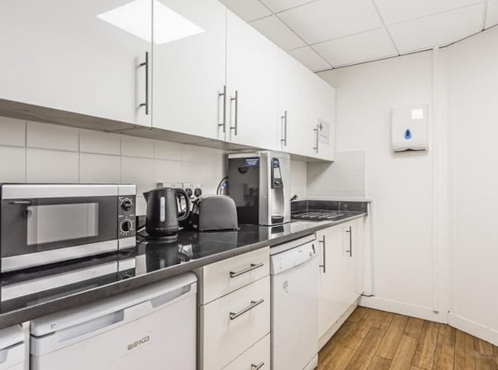 59 Church St, Staines to rent Interior Photo- Image 1 of 1