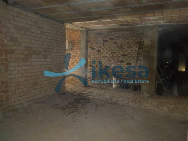 Retail in San Fernando, Cádiz for sale - Interior Photo - Image 2 of 4