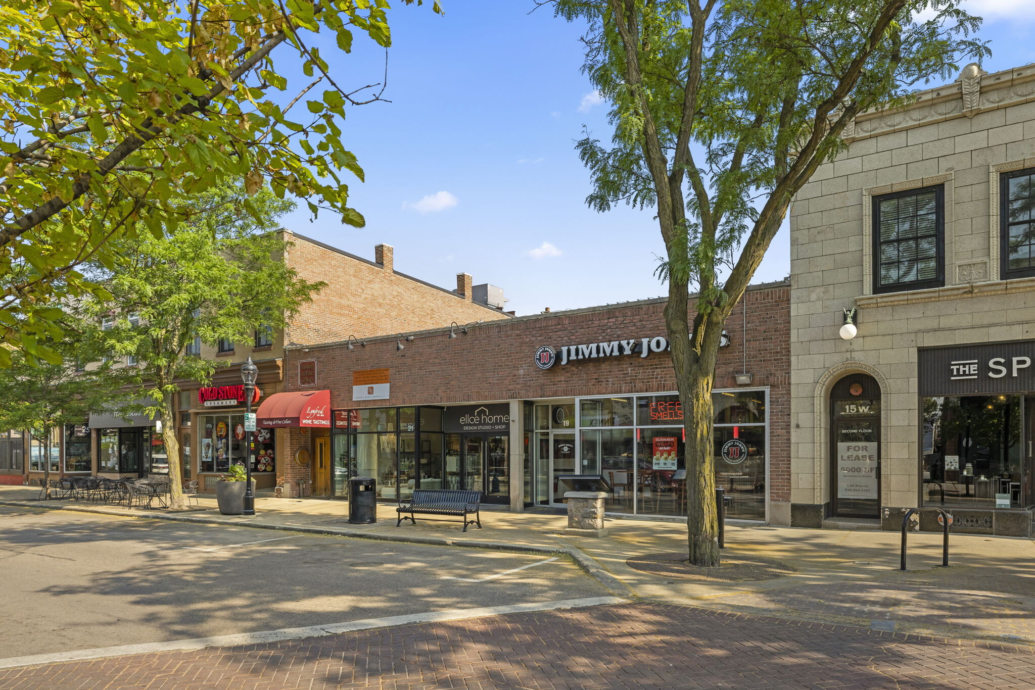 27 W Jefferson Ave, Naperville, IL for rent Building Photo- Image 1 of 5