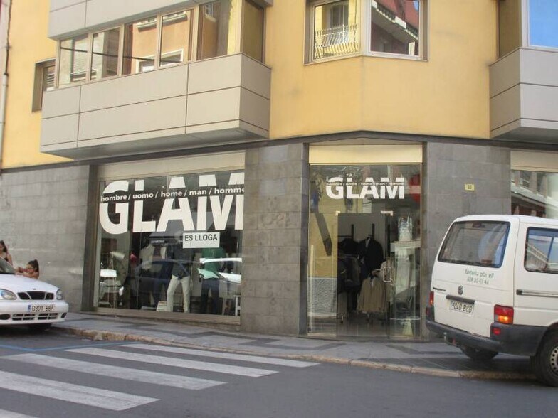 Retail in Tortosa, Tarragona to rent - Interior Photo - Image 1 of 2