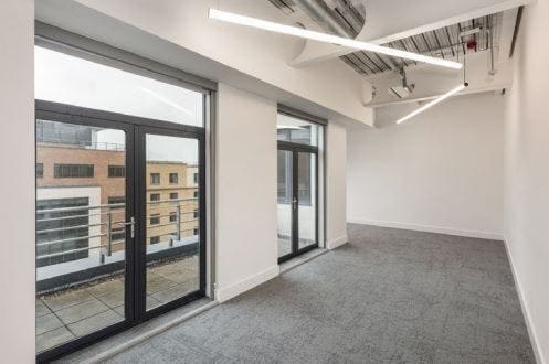 1 St James Gate, Newcastle Upon Tyne to rent - Interior Photo - Image 3 of 20