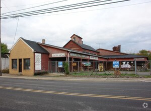 828 N Main St, Hubbard, OH for sale Primary Photo- Image 1 of 1