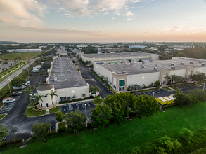 1700 NW 15th Ave, Pompano Beach, FL to rent Interior Photo- Image 2 of 10