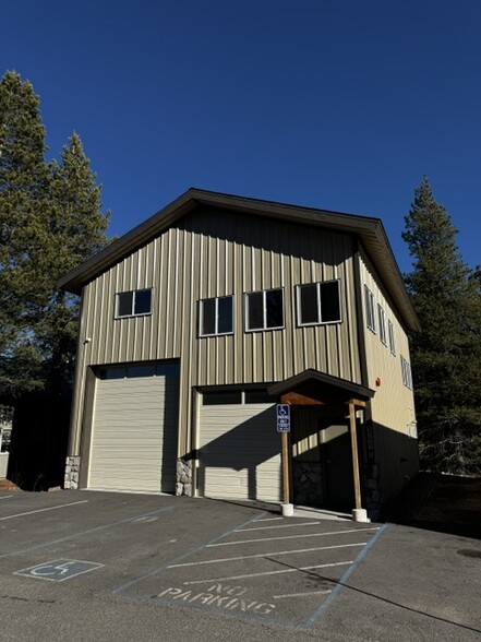 1772 D St, South Lake Tahoe, CA for rent - Building Photo - Image 1 of 6