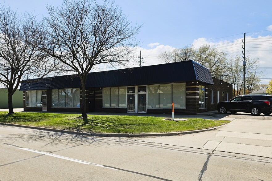 27109-27113 Harper Ave, Saint Clair Shores, MI for sale - Building Photo - Image 1 of 1