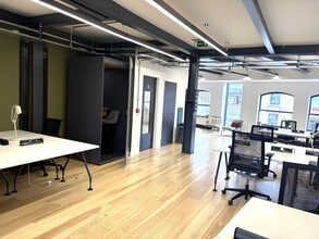 52-54 St John Street, London to rent Interior Photo- Image 2 of 5