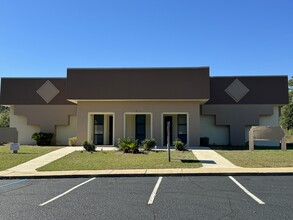 5950 Berryhill Medical Park Dr, Milton, FL for sale Building Photo- Image 1 of 1