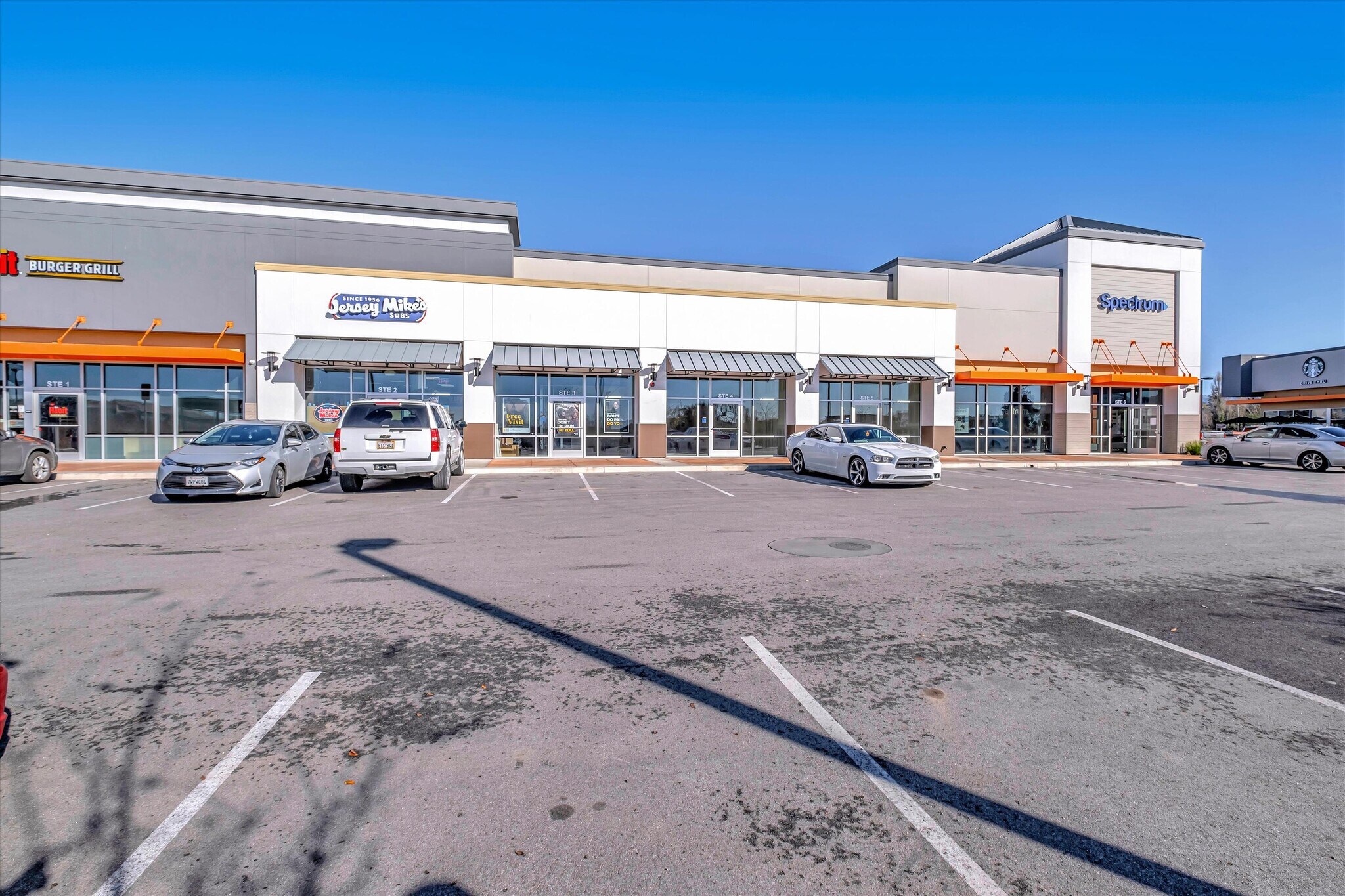 999 Main St, Watsonville, CA to rent Building Photo- Image 1 of 19