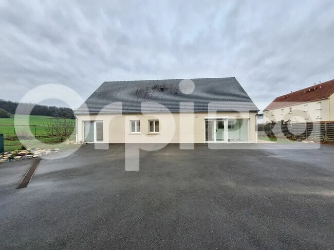 Location Bureaux 150 m²