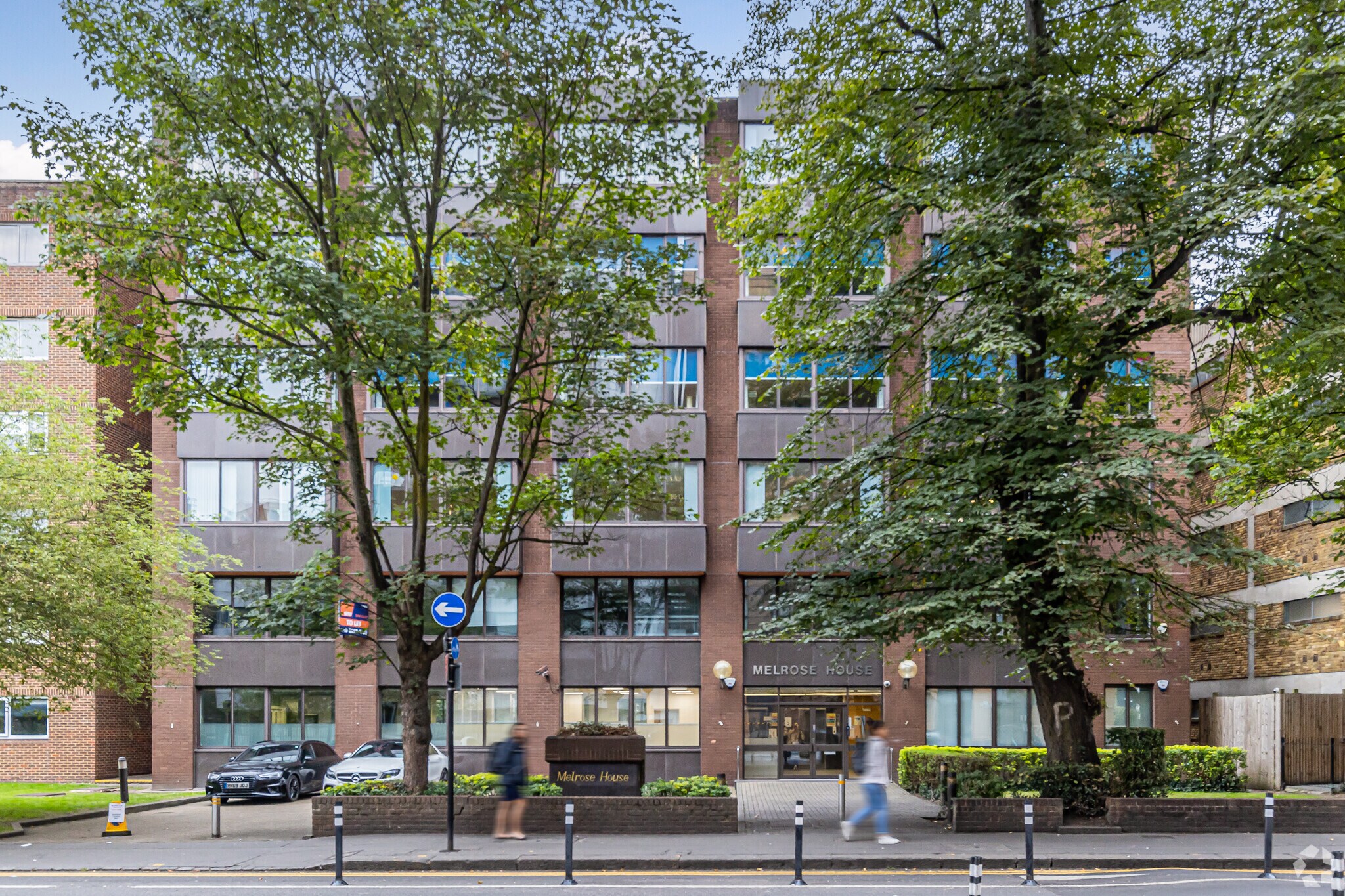 42 Dingwall Rd, Croydon for sale Building Photo- Image 1 of 1