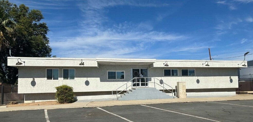 7265 Jurupa Ave, Riverside, CA for rent - Building Photo - Image 1 of 4