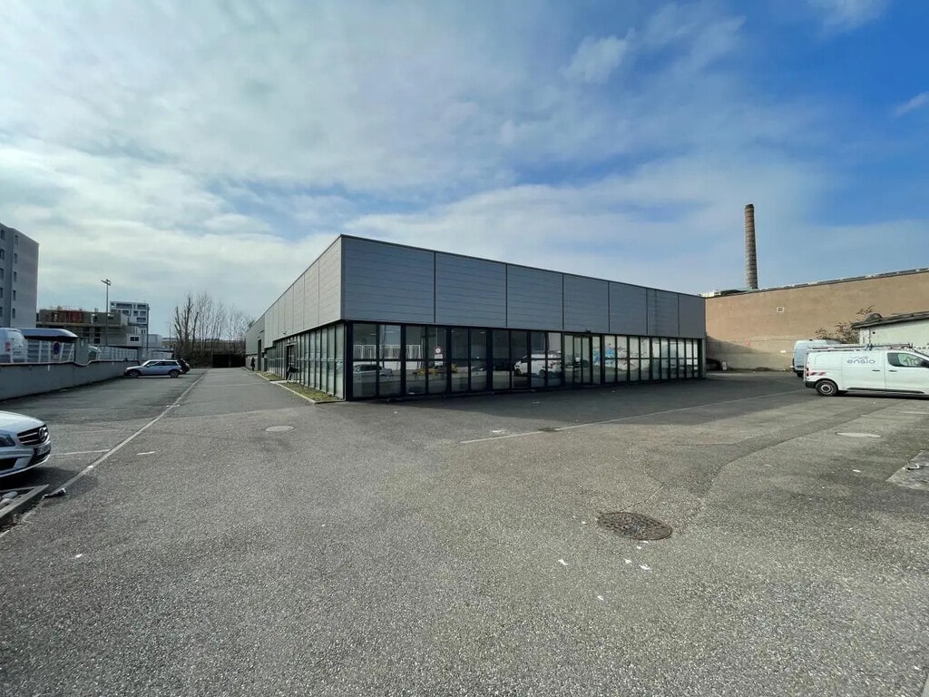 Vente Local d'activités 1 720 m² - Photo 1