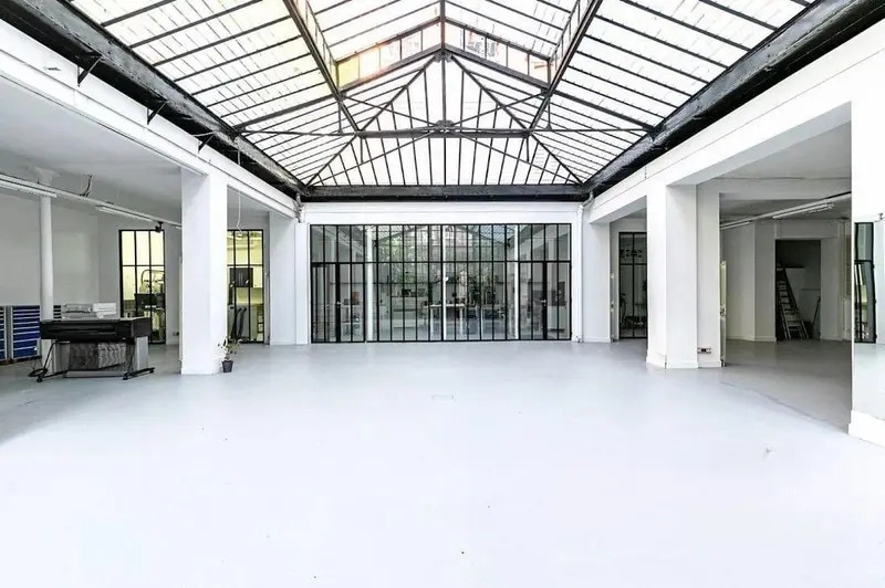 Office in Paris for sale - Building Photo - Image 1 of 10
