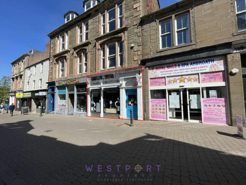 211-213 High St, Arbroath to rent - Building Photo - Image 1 of 2