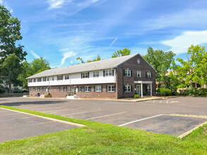 411 E Marlton Pike, Cherry Hill, NJ for rent Building Photo- Image 1 of 17