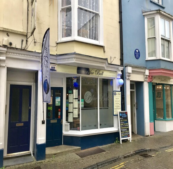 10 Upper Frog St, Tenby for sale Building Photo- Image 1 of 1
