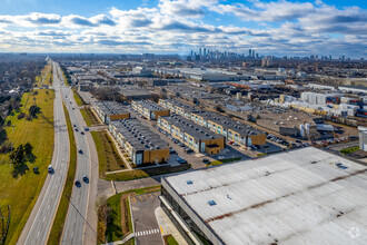 1235 Queensway E, Mississauga, ON - aerial  map view