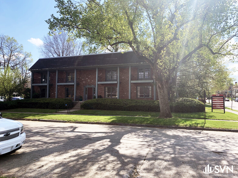 628 N Broadway, Lexington, KY for sale - Building Photo - Image 1 of 1