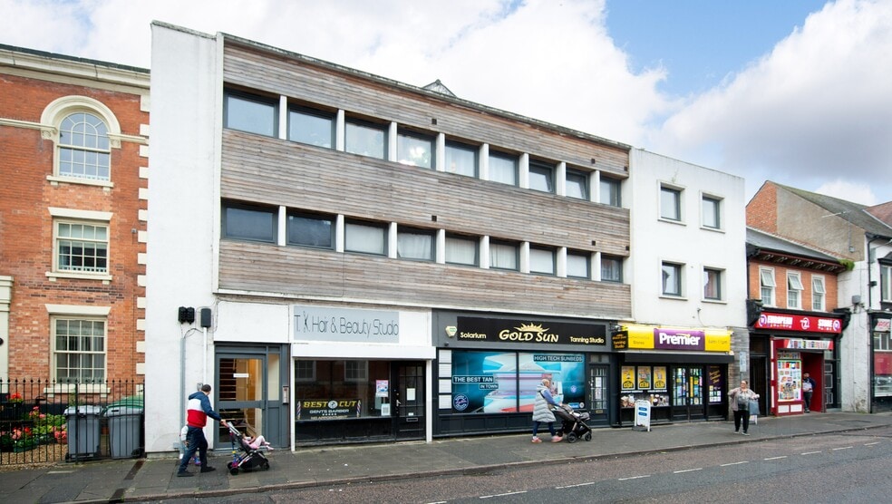 Barnby Gate, Newark for sale - Primary Photo - Image 1 of 2