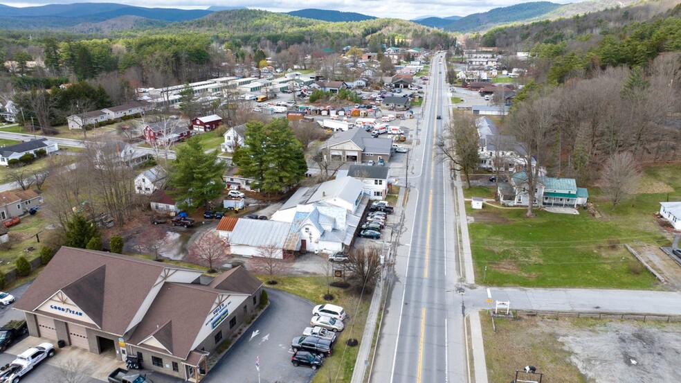 3949 Main St, Warrensburg, NY for sale - Building Photo - Image 3 of 6