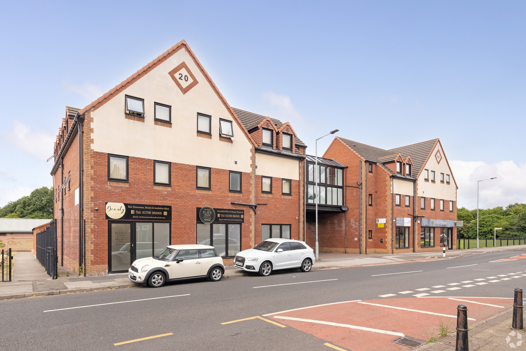 Canklow Rd, Rotherham to rent Primary Photo- Image 1 of 4