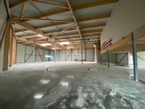 Light Industrial in Courtry for sale Interior Photo- Image 1 of 6