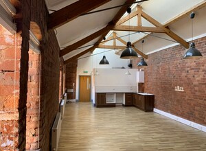 22 Cleveland Rd, Wolverhampton to rent Interior Photo- Image 1 of 2