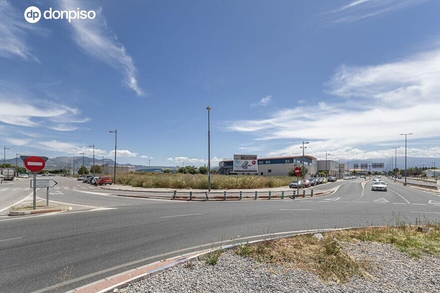 Carretera de Córdoba, 69, Granada, Granada for sale - Aerial - Image 3 of 12
